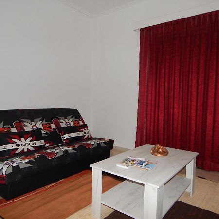 Cozy Apartment For 2-5 People-Center Tripoli 1 Ngoại thất bức ảnh